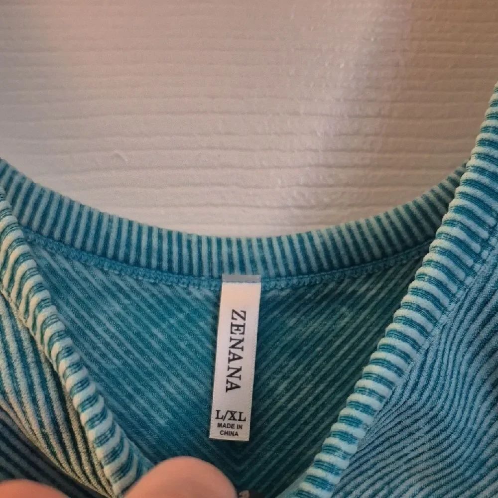 💥3/$12💥Zenana Ribbed Chevron Teal Tank Top Sz L/XL - Picture 3 of 11